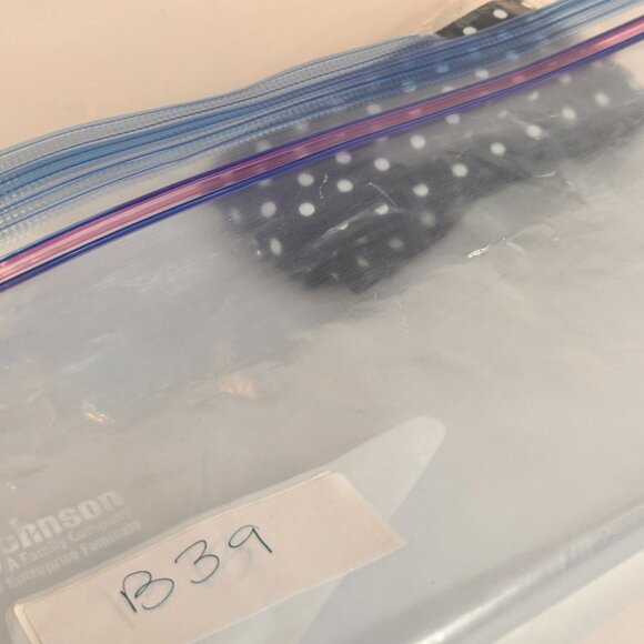 Navy & White Polka Dot Belt With D-Ring Buckle Women's Size 16 46 Inches - Picture 6 of 6